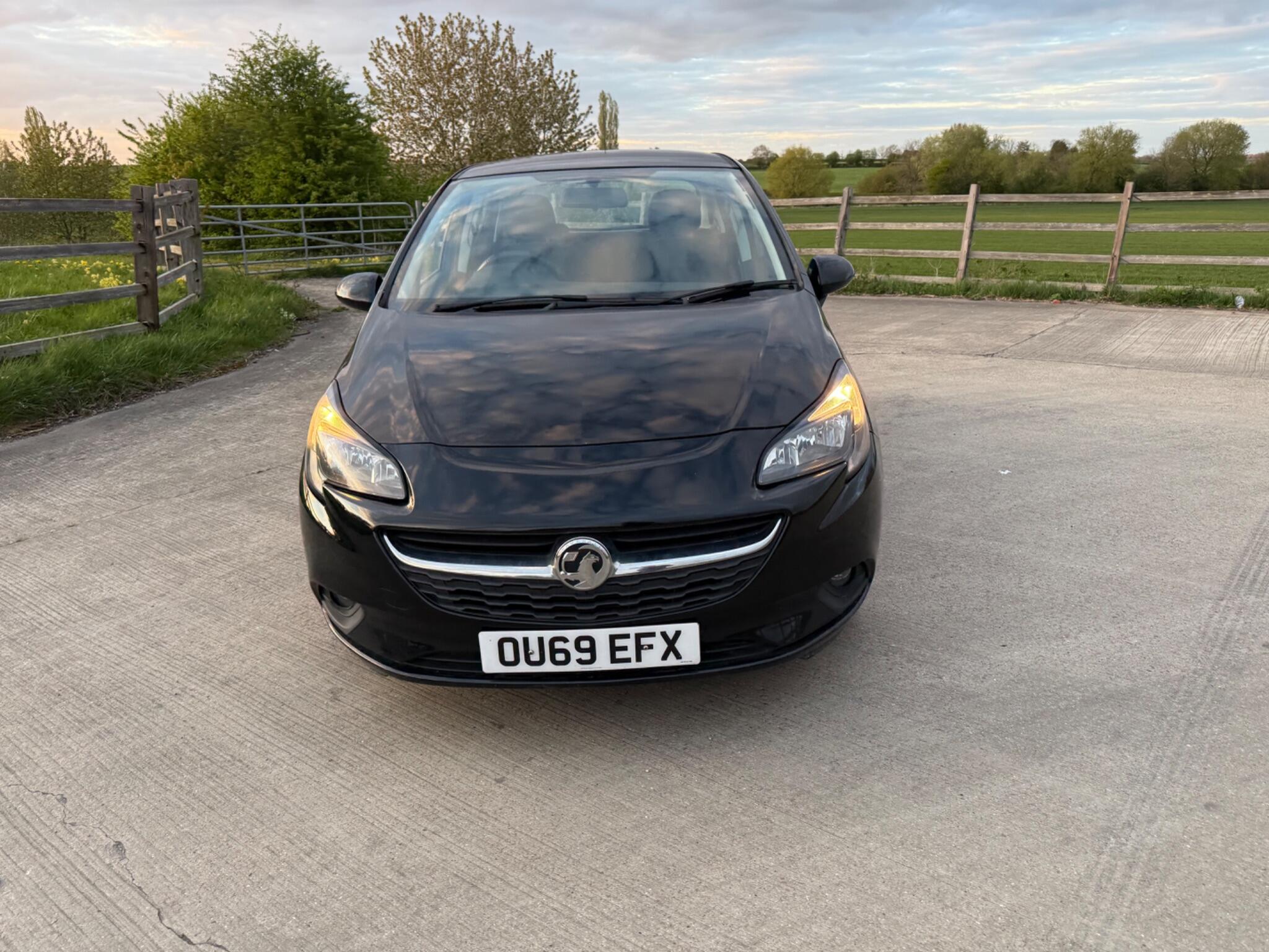 Vauxhall Corsa 1.4i Design Euro 6 (s/s) 5dr — photo 56 of 104